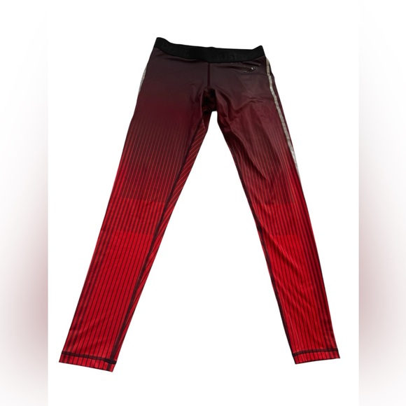 Nike Dri Fit Women’s Tight Moment Federation Collection Red Leggings SZ M - Picture 2 of 16